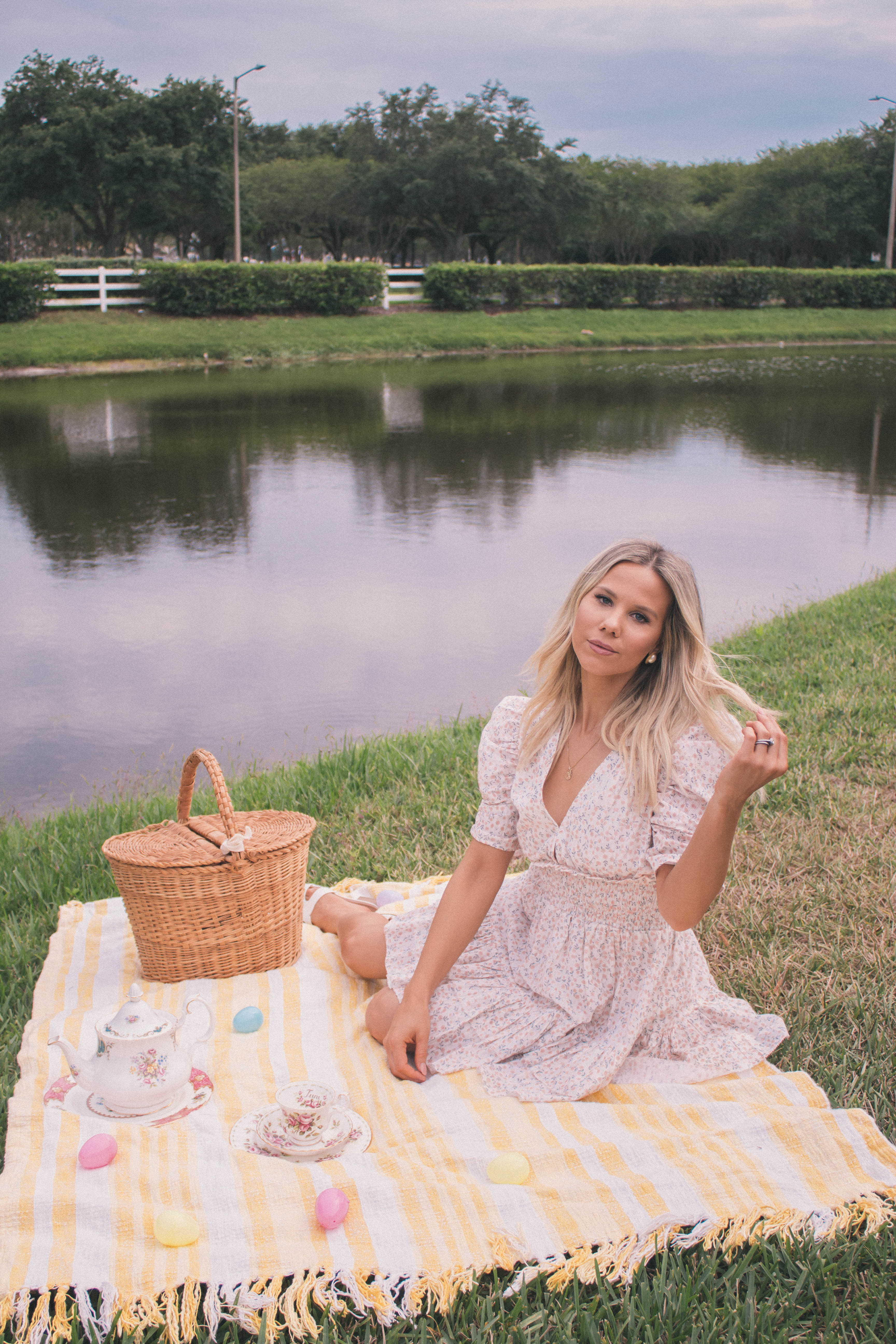 An Easter picnic #easterdress