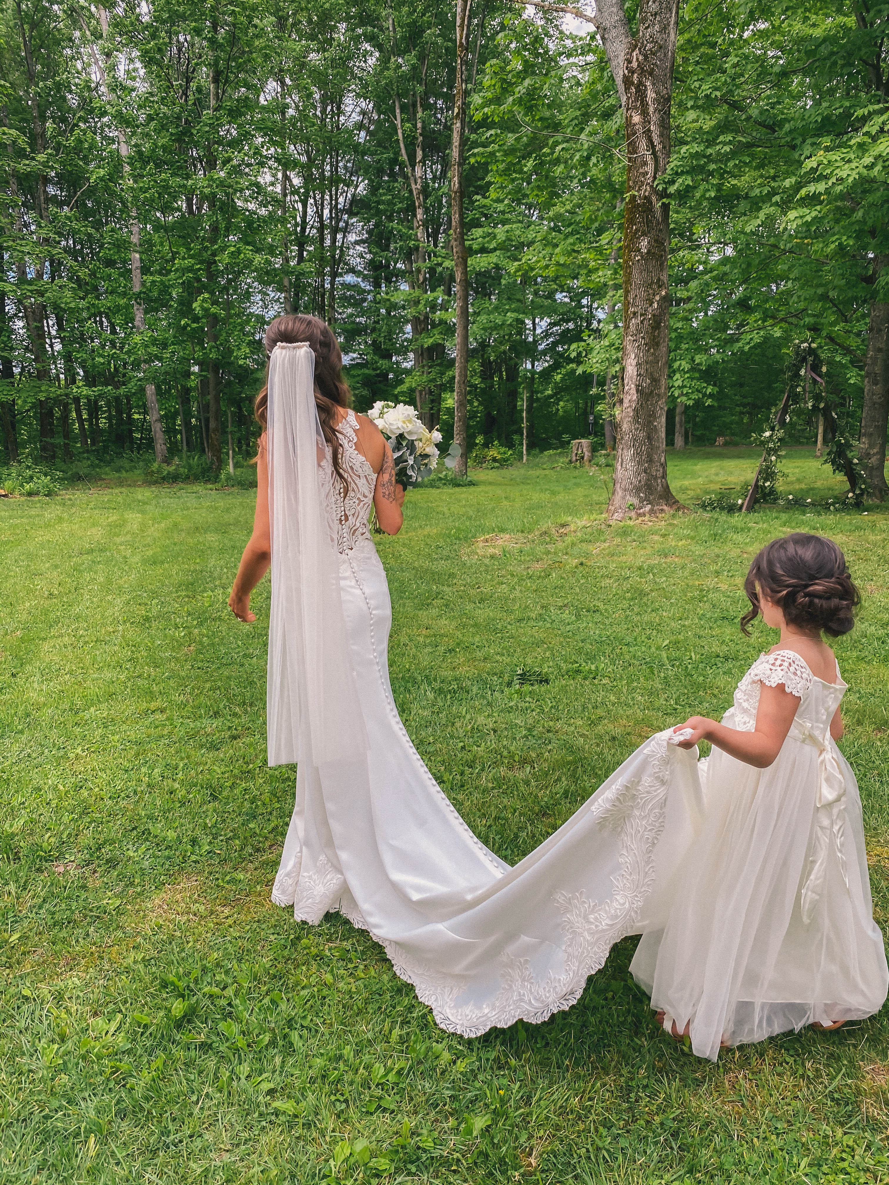 country wedding bride #countrybride #farmbridge