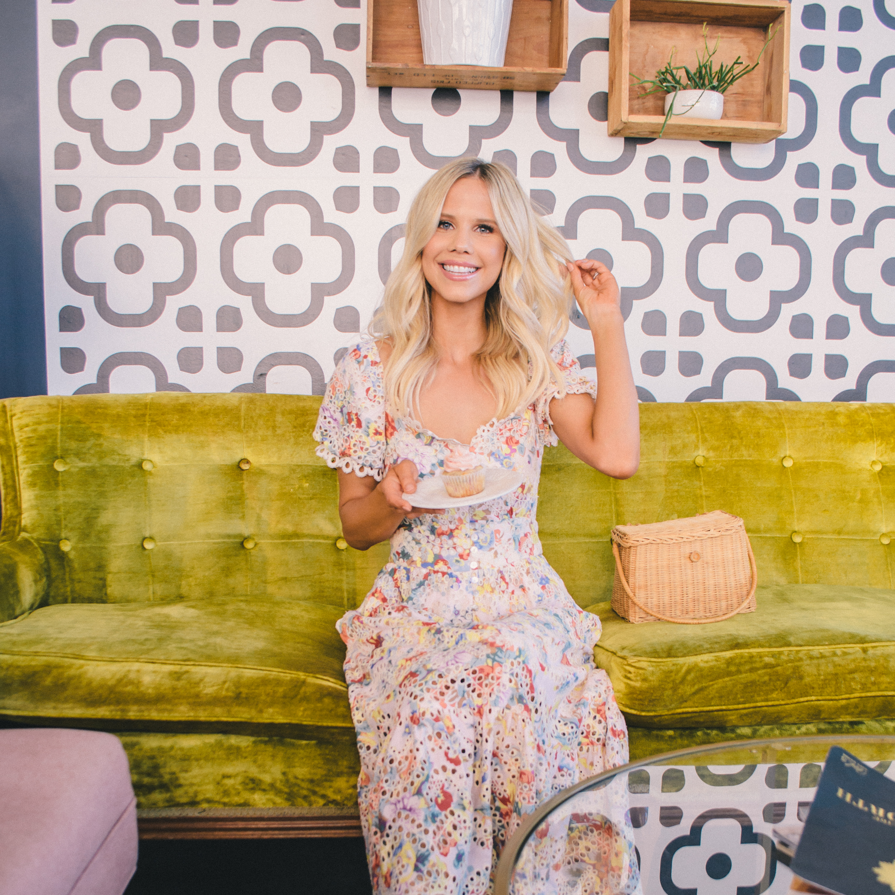 Sitr Crazy Baked Goods Fort Worth Texas, Instagram Pictures in Texas, Fort Worth Texas, Fort Worth Instagram spots, Fort Worth Blogger, Glam Life Living, Hannah McDonnell