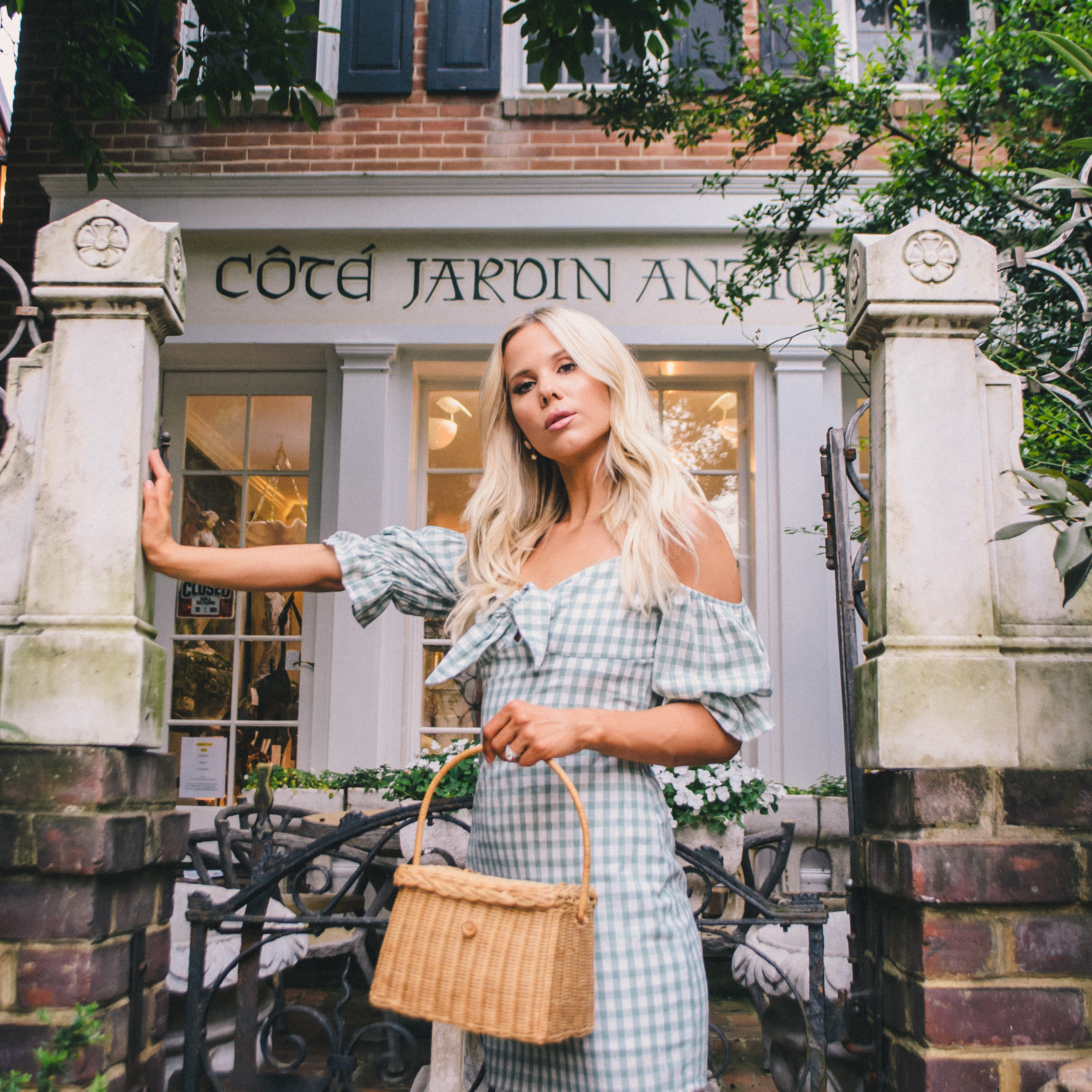 hand-tied extensions