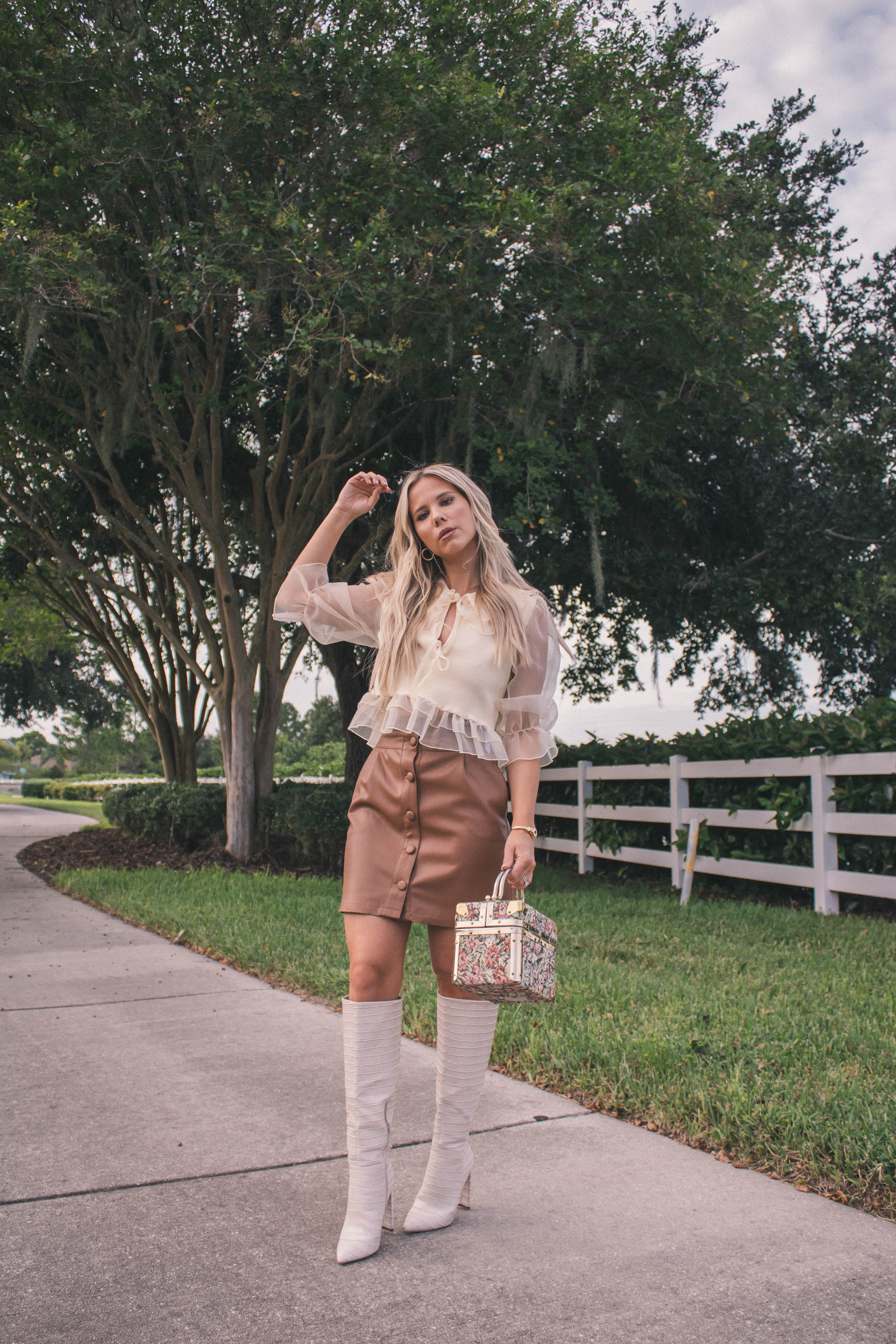 Neutral Fall Outfit #falloutfit #fallfashion